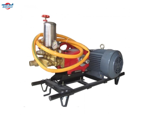 Bơm xịt rửa xe 7.5HP/380V